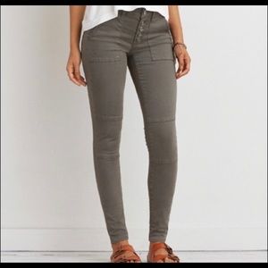 Gray Button - Up Jeggings